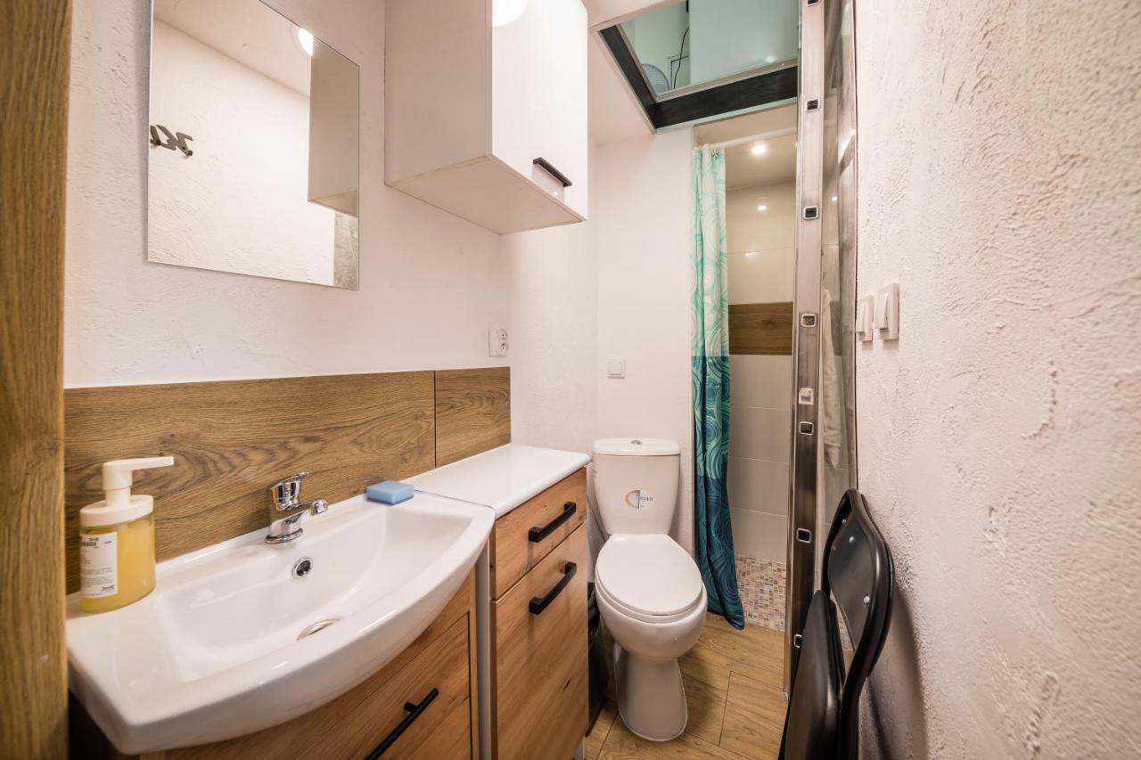 Micro Apartments 2,5 Qm - Najmniejsze Apartamenty Swiata 2,5 Mkw Cracovia Exterior foto