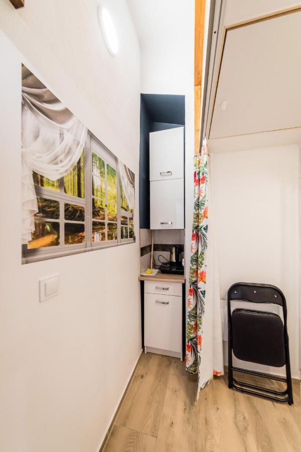 Micro Apartments 2,5 Qm - Najmniejsze Apartamenty Swiata 2,5 Mkw Cracovia Exterior foto