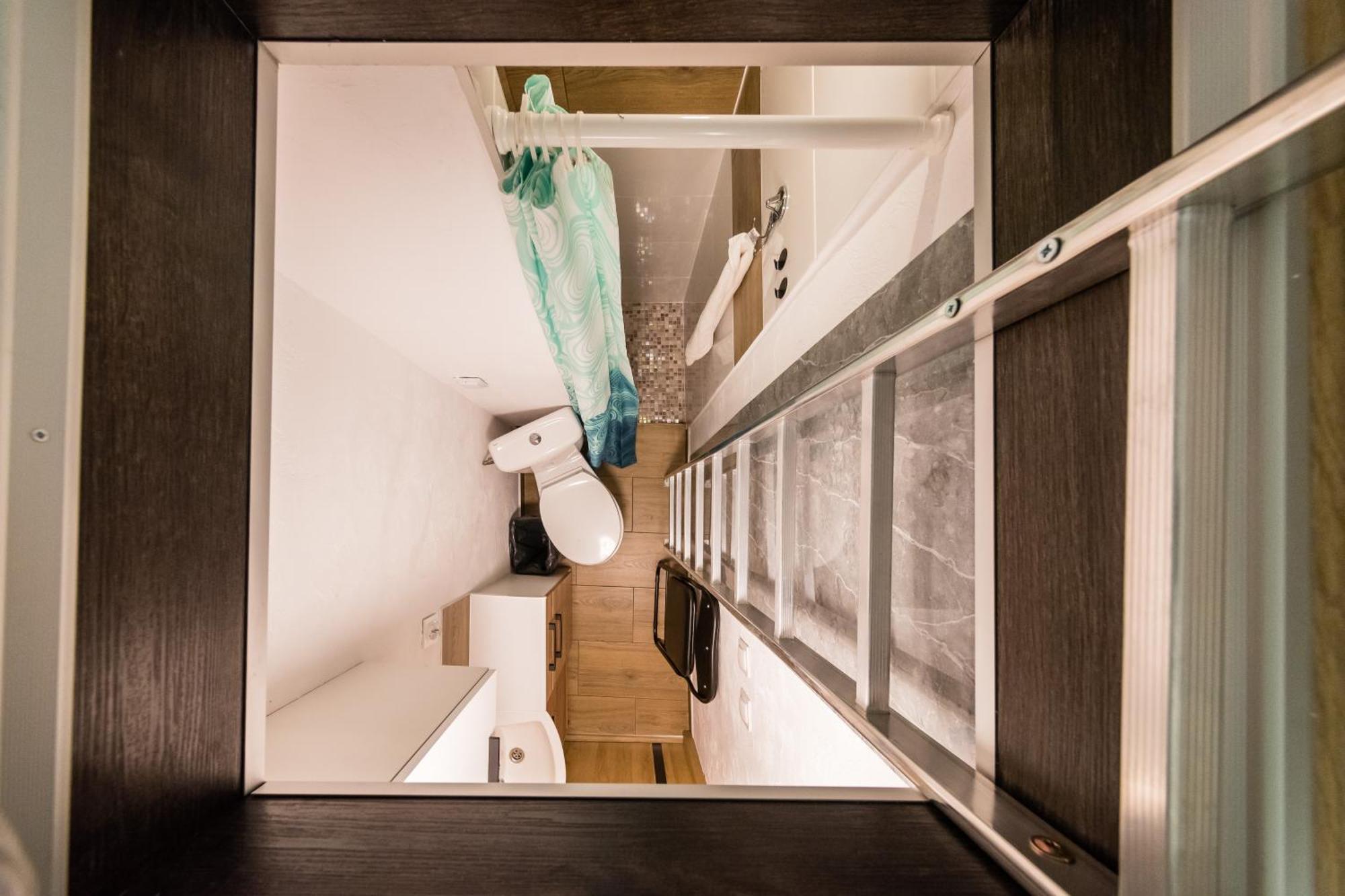 Micro Apartments 2,5 Qm - Najmniejsze Apartamenty Swiata 2,5 Mkw Cracovia Exterior foto
